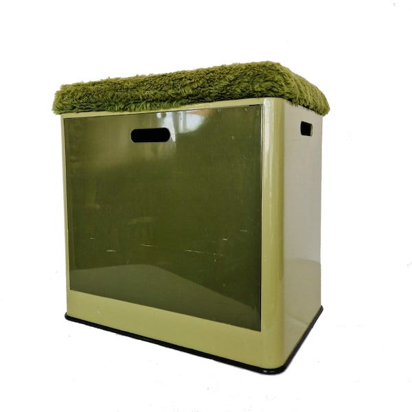 Tabouret vert olive design Space Age avec rangement et housse en peluche, boîte à linge en plastique allemande des années 70, banc de salle de bain vintage