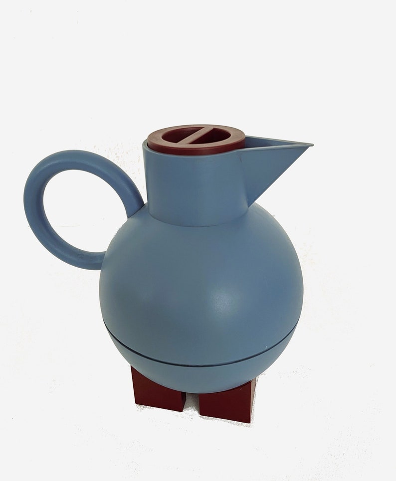 Alessi "Euclid" Thermos Flask by Michael Graves 90's. Memphis design Blue and Burgundy.  Alessi Euclid Thermoskanne von Michael Graves 90er