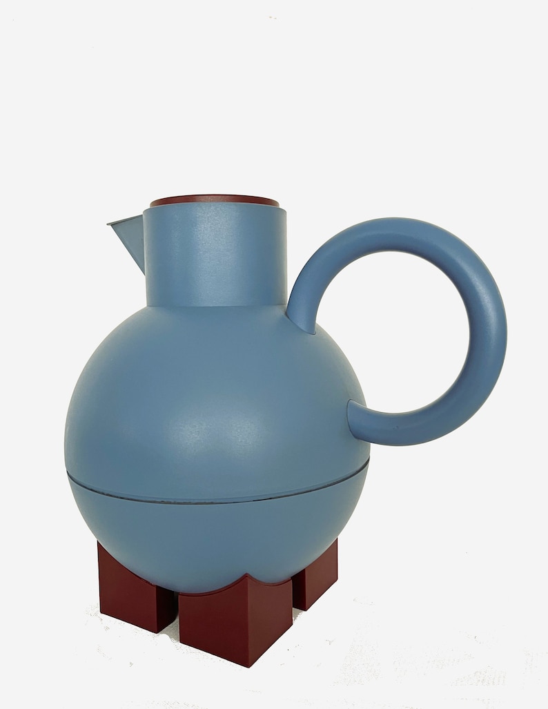 Alessi "Euclid" Thermos Flask by Michael Graves 90's. Memphis design Blue and Burgundy.  Alessi Euclid Thermoskanne von Michael Graves 90er