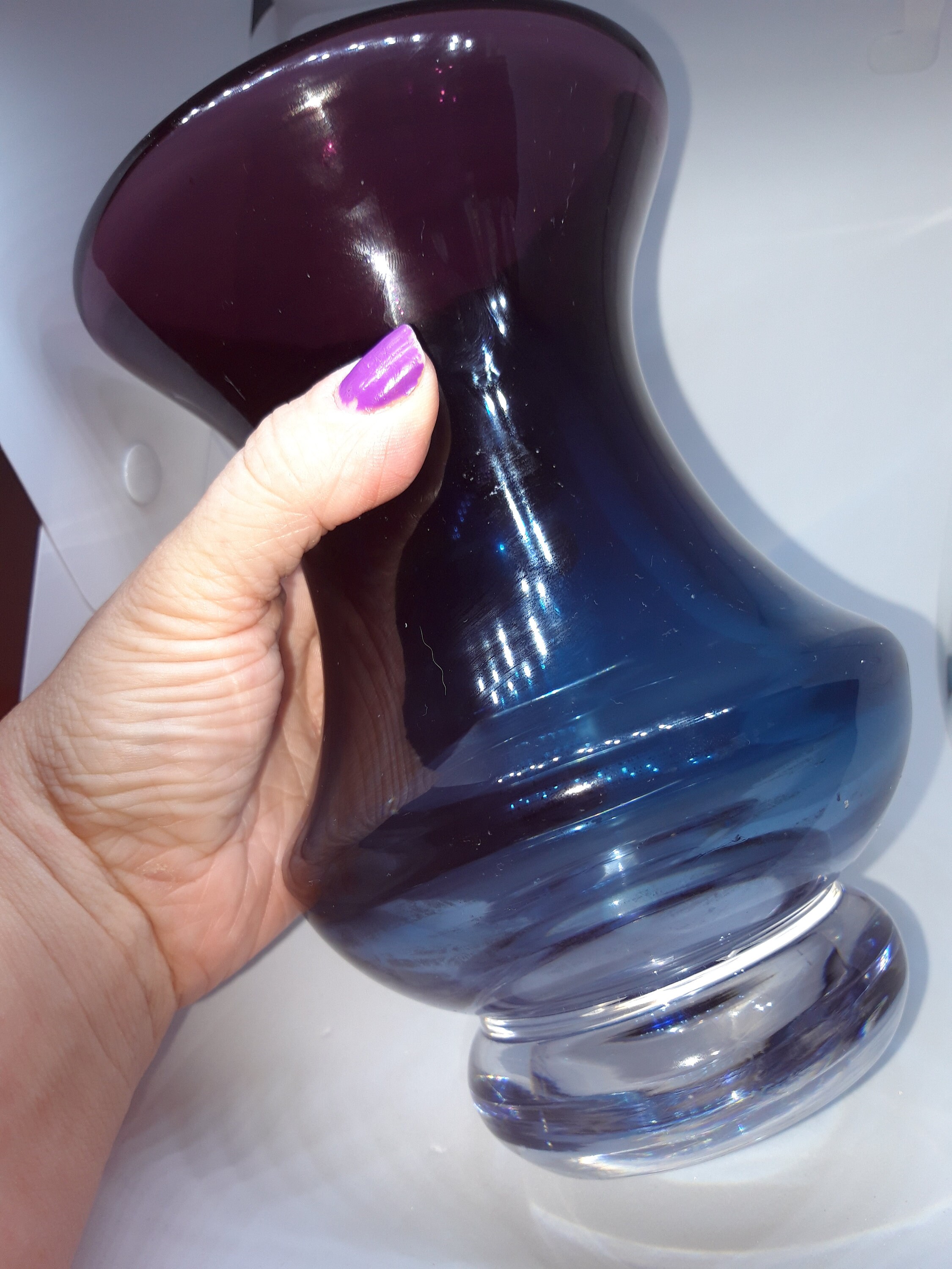 ノルウェー ハデランド ヴィンテージ・アートガラス 紫色ガラス花瓶