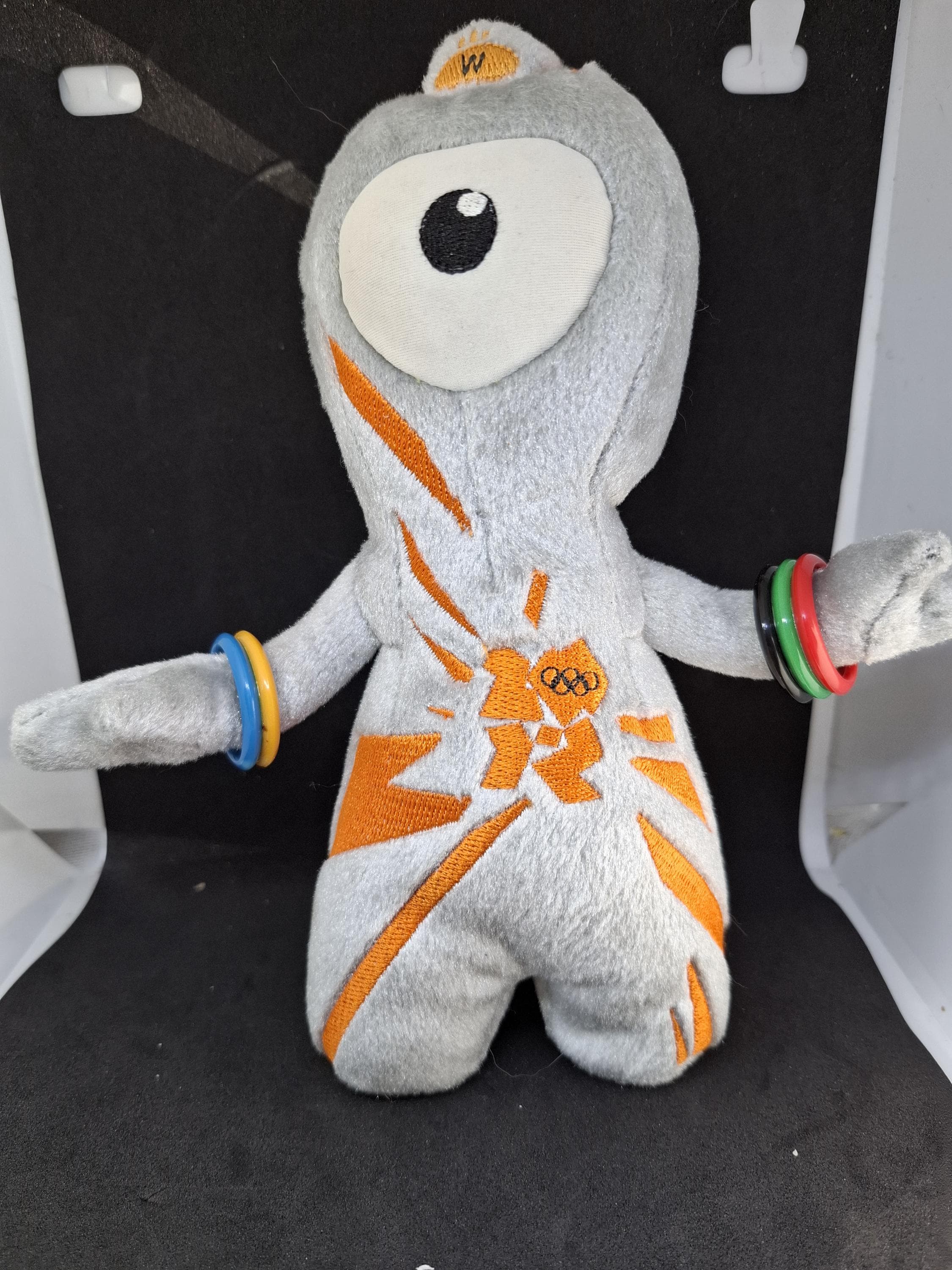 Peluche Wenlock – Mascotte Olympique Londres 2012 – Officielle + Mug