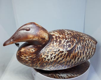 Gustavsberg, Sweden Fine ceramic figurin Duck. Creation of Paul Hoff