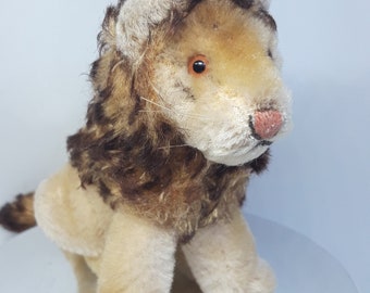 Vintage Steiff, sitting lion from 60s