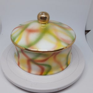 Vtg Czechoslovakia porcelain trinket box with colorful design