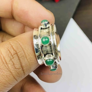 Emerald Spinner Ring: Handmade 925 Silver Band, Boho Fidget Ring