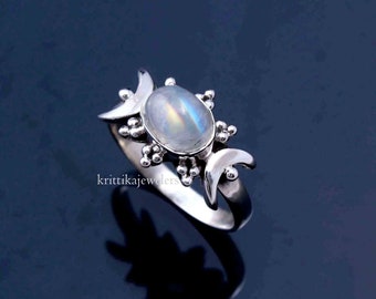 Moonstone Silver Ring,925 Sterling Silver Ring,Statement Ring,Natural Rainbow Moonstone Ring,Handmade Ring,Oval cut gemstone,gift for her