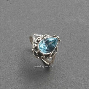 Anillo de topacio azul, plata de ley 925, anillo de plata de topacio azul, anillo de piedras preciosas, anillos para mujeres, anillo de uso diario, anillo hecho a mano, regalo para ella