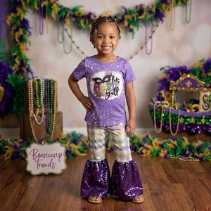 Mardi Gras Girl Outfit, Lets Mardi Yall Bell Bottom Set, Sequin Mardi Gras Pants, Purple Green Gold Toddler Outfit Carnival Parade Attire