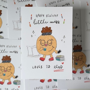 joyeux anniversaire mademoiselle aime lire, carte A5 pour les amoureux des livres | carte d'anniversaire personnalisée pour amoureux des livres, livresque, booktok, carte de rat de bibliothèque
