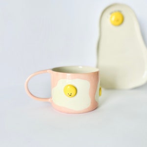 Fried Egg Ceramic Cup Handmade coffee cup Cute tea cup imagen 4