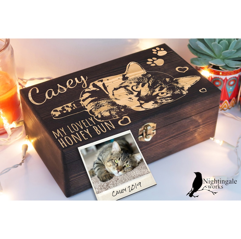 Personalized Engraved Pet Portrait Box, Wood Memory Box, Custom Photo Box, Cats Lover Gift, Pet Memorial Box, Wooden Box, Keepsake Box Engraving
