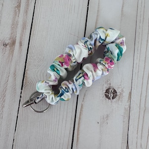 Pulsera con coletero / Llavero con coletero / Llavero con coletero