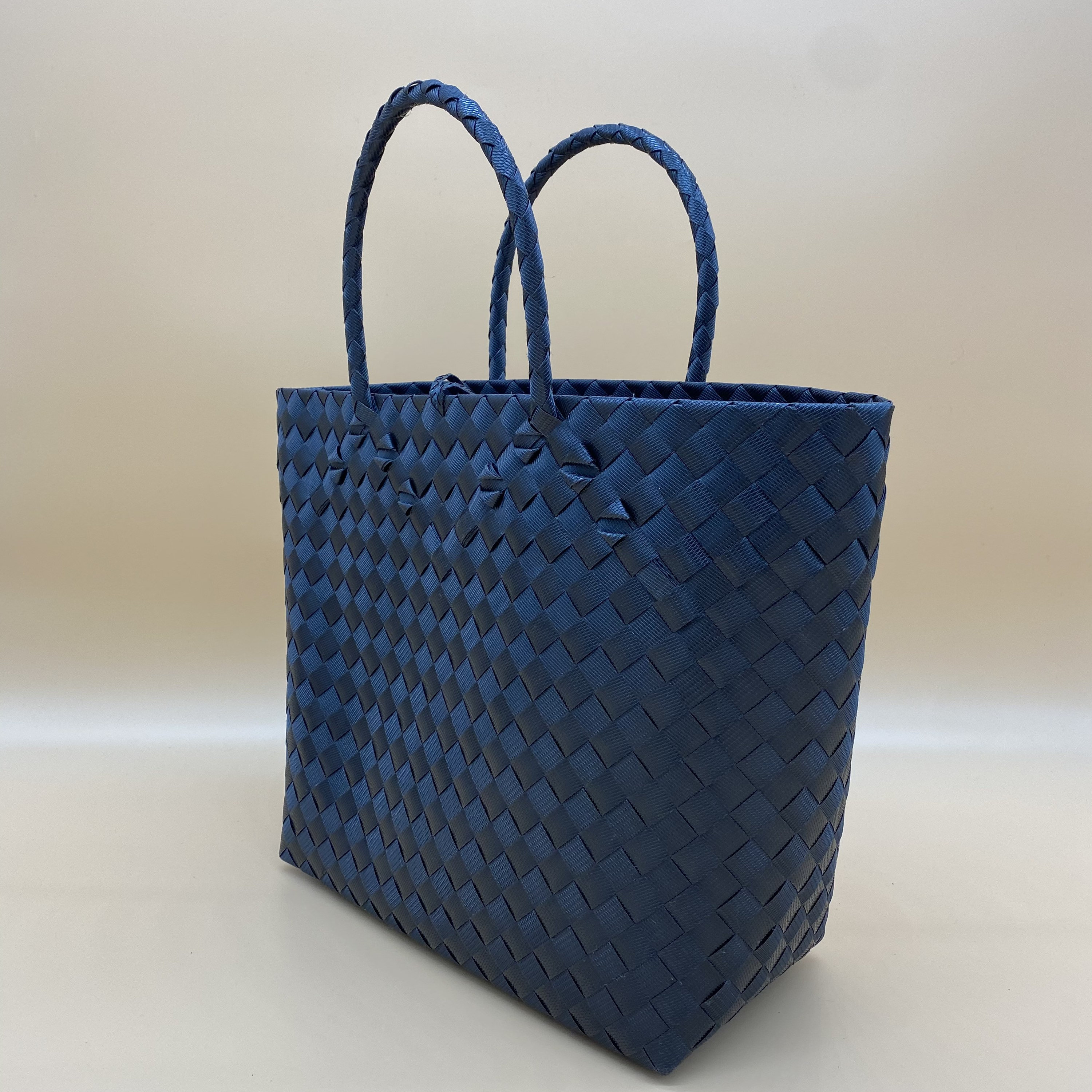 WOVEN PLASTIC BAG, Womens Tote Bag, Handwoven Bags, Medium Tote Bag