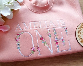 Personalised 1st Birthday Jumper | Embroidered Name Baby Sweatshirt | Baby Girl Birthday Outfit | I Am One to Five Birthday Outfit