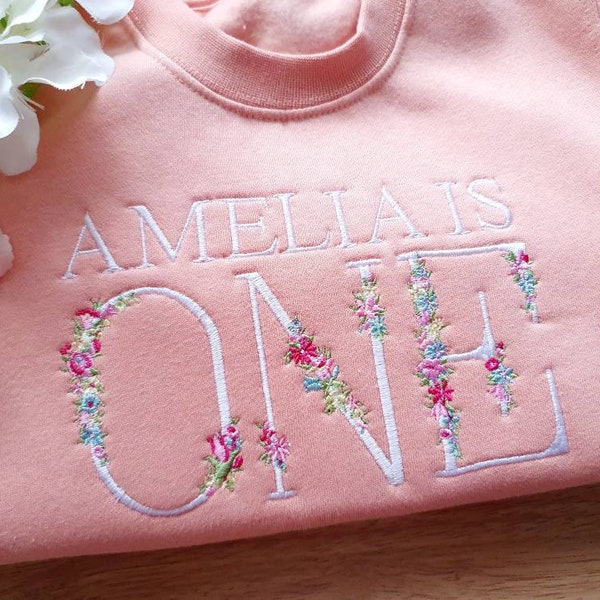 Sweat-shirt personnalisé pour enfant, pull brodé pour bébé, tenue I am One, pull d'anniversaire, cadeau d'anniversaire pour bébé fille