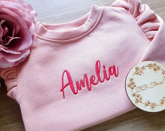 Personalisierte Mädchen personalisierte Rüschen Sweatshirt, gestickte Baby Pullover, Baby Mädchen Geburtstagsgeschenk