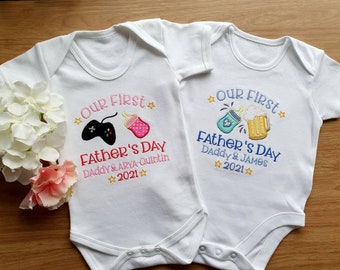 Personalised Embroidered First Father's Day bodysuit, Father's Day 2023 gift, Personalised Babygrow, Embroidered baby boys girls vest