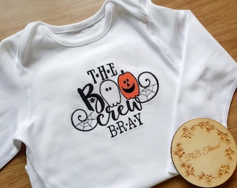 Gepersonaliseerde Halloween-romper, geborduurde Halloween-outfit Boo Crew, jongens meisjes Halloween custom cadeau