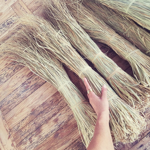 Natural Fiber from Dried Wild Plants.  Craft Supplies. Flowers Arrangements. Balearic Sling DIY. Vases Rustic Decoration.  Length 75 cm.