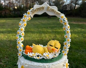 Edible Fondant Easter Basket Handle and Chick