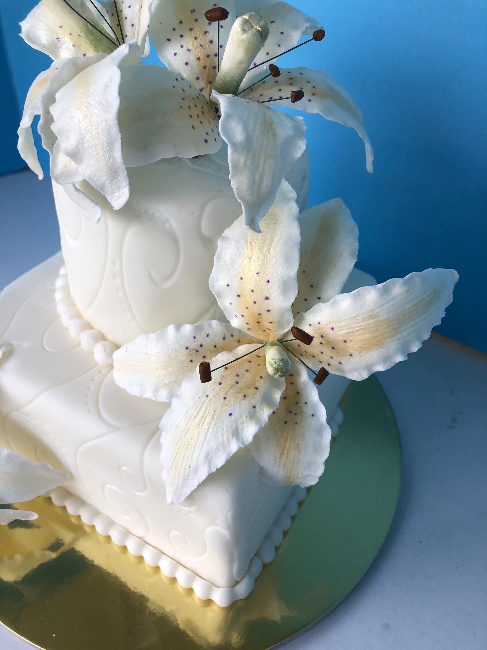 . Edible Sugar Paste Lilies Etsy
