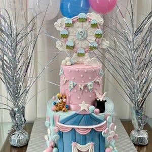 Decorazioni per torte a tema circo e giostra in pasta di zucchero commestibile