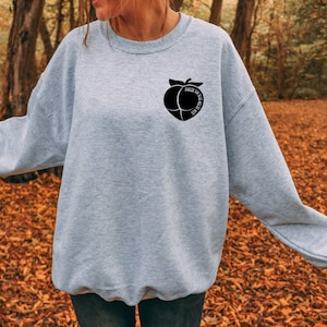 Tripulación de esposas de cuello azul con un buen trasero de alguien