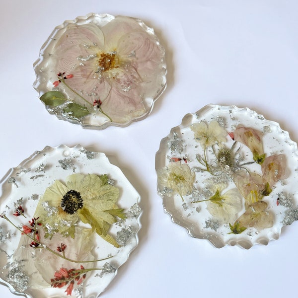 Wedding flower preservation ** coasters using pressed flowers from your bouquet