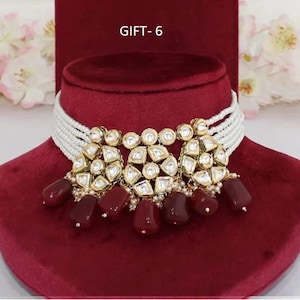 Kundan Choker Set: Gold-Tone Bridal Necklace with Faux Pearls