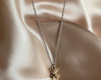 flocked teddy bear necklace