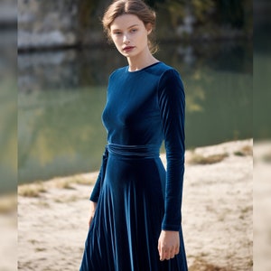 Versatile Velvet Midi Dress, Long Sleeves, Crew Neck, Closed Back, Self-Tie Belt, Below Knee Length, Fall Holiday Fashion, Party Dress, Maxi Velvet Gown, Wedding Guest Outfit, Loose Fit, Velvet Long Gown, Maternity Dress, Long Sleeve, Blue