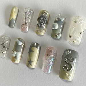 Nail Set With Sophisticated Motifs Press on Nails Exquisite 3D Snake ...