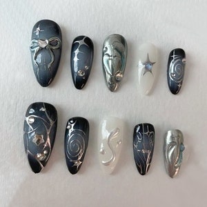 Y2k Nail Set With Sliver Motifs Y2k-inspired Press on Nails Sliver and ...