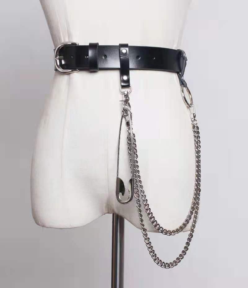Evlry Punk Leder Körperkette Schwarz - Mehrlagige Taillenkette Festival