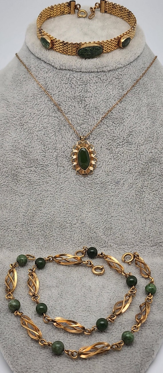 Vintage Green Stone 12-14Kt Gold Filled Jewelry L… - image 1