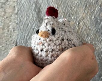 Cute Chicken , Crochet pattern, PDF file with  a lot of photos of the process how to make this chicken