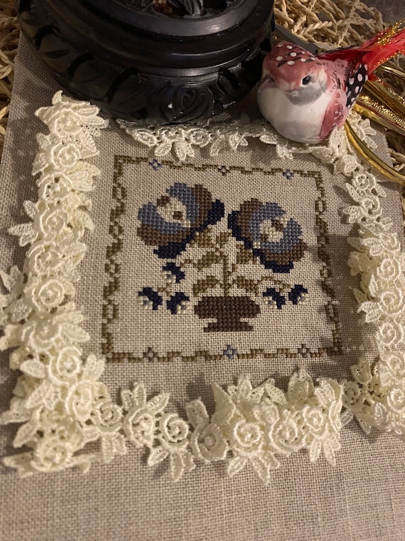Cross stitch pattern "Cup of flowers- January". Instant downloaded PDF file, DMC colors, Victoria House Designs