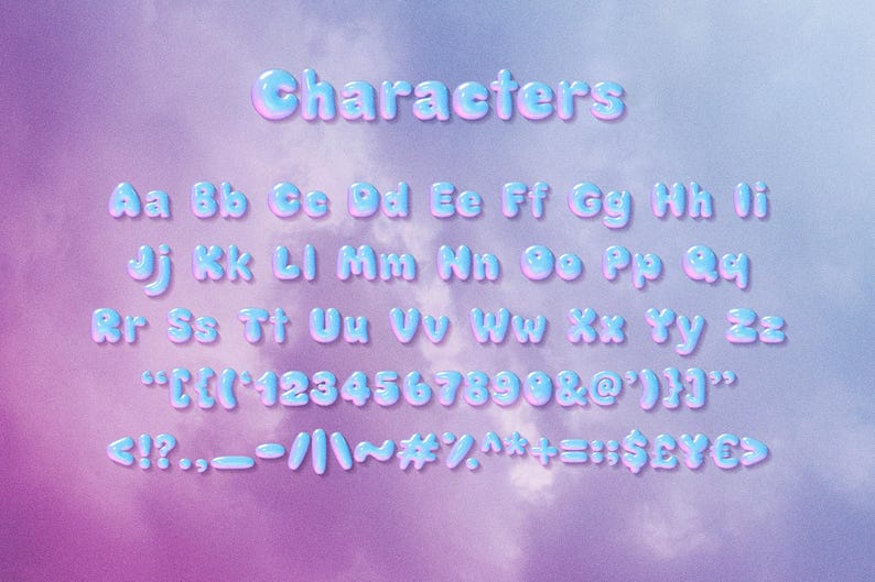 Puede incluir: Un conjunto completo de alfabeto y n&uacute;meros en una fuente de estilo burbuja, con un degradado de azul y rosa. La palabra "Characters" est&aacute; en la parte superior. Incluye puntuaci&oacute;n y s&iacute;mbolos. Sobre un fondo suave y nublado.