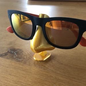 3D Printed Glasses Nose Stand