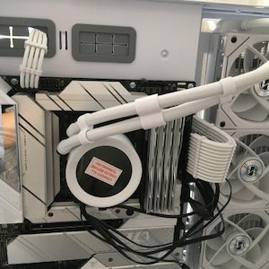 NZXT Kraken AIO Combs -  4x per set - For 11mm Hose - Compatible with (Z73/ Z63/ Z53/ X73/ X63/ X53)  3D Printed