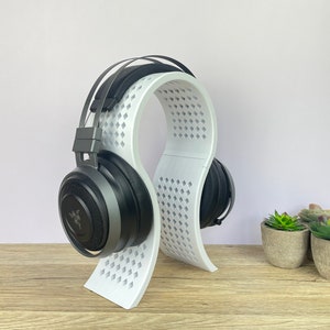 Minimalist Diamond Pattern Headphone Stand - 3D Printed  - Home Décor