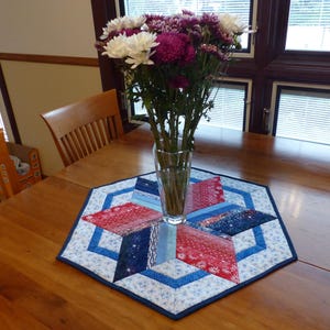 Table Topper - Red, White and Blue Swirling Star