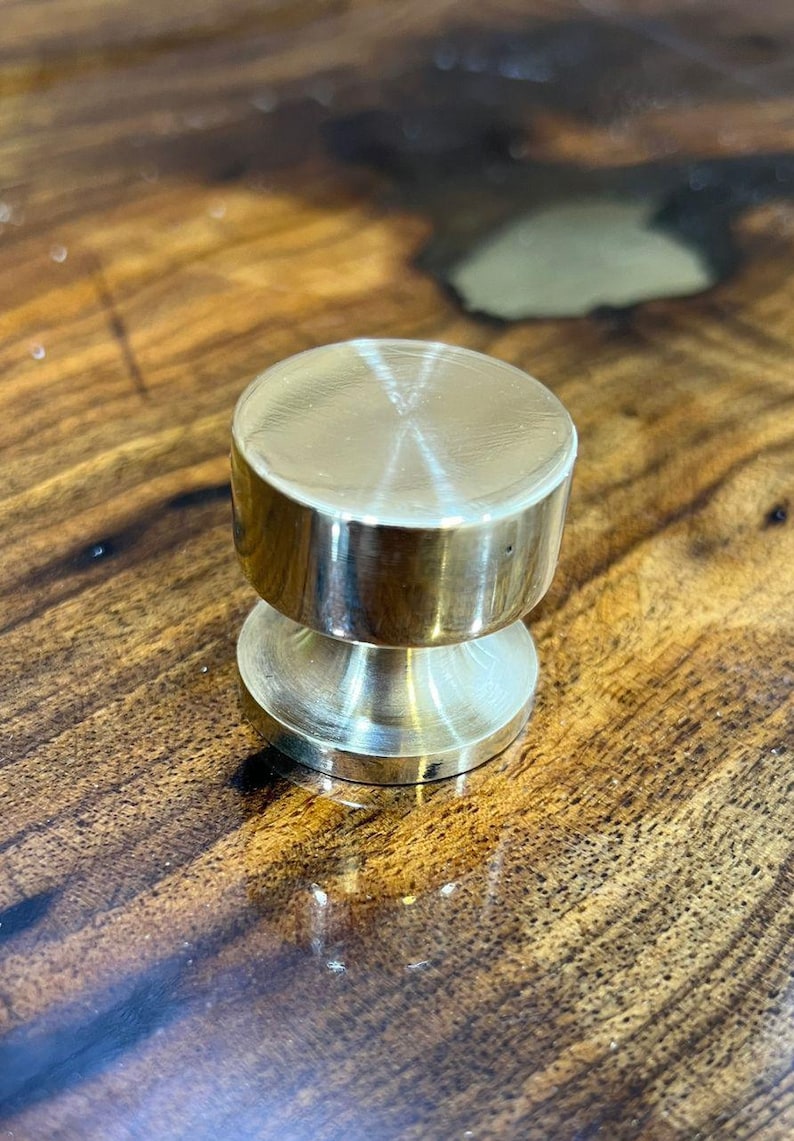 brass handles, kitchen cabinet knob, kitchen cabinet pull, cabinet hardware, old gold metal knobs, brass cabinet knobs, knob, drawer pull, retro pull, drawer knob, vintage drawer knobs, bedroom furniture, knobs, antique knobs, brass cabinet knobs, cabinet pulls, brass pulls, brass cabinet pulls, traditional knobs, vintage kitchen, dresser knobs, cabinet knob, butterfly hanger, brass knob, girl room, wardrobe knob, animal drawer knob, golden hook, hook, dresser knob, custom engrave knob, home