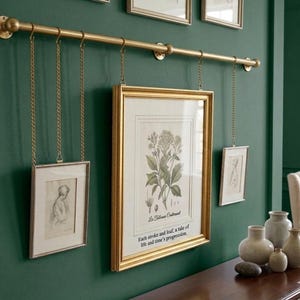 Unlackiertes Bilderleisten-Aufhängeset aus massivem Messing, Galerie-Wandpräsentationsset für Bilderrahmen.