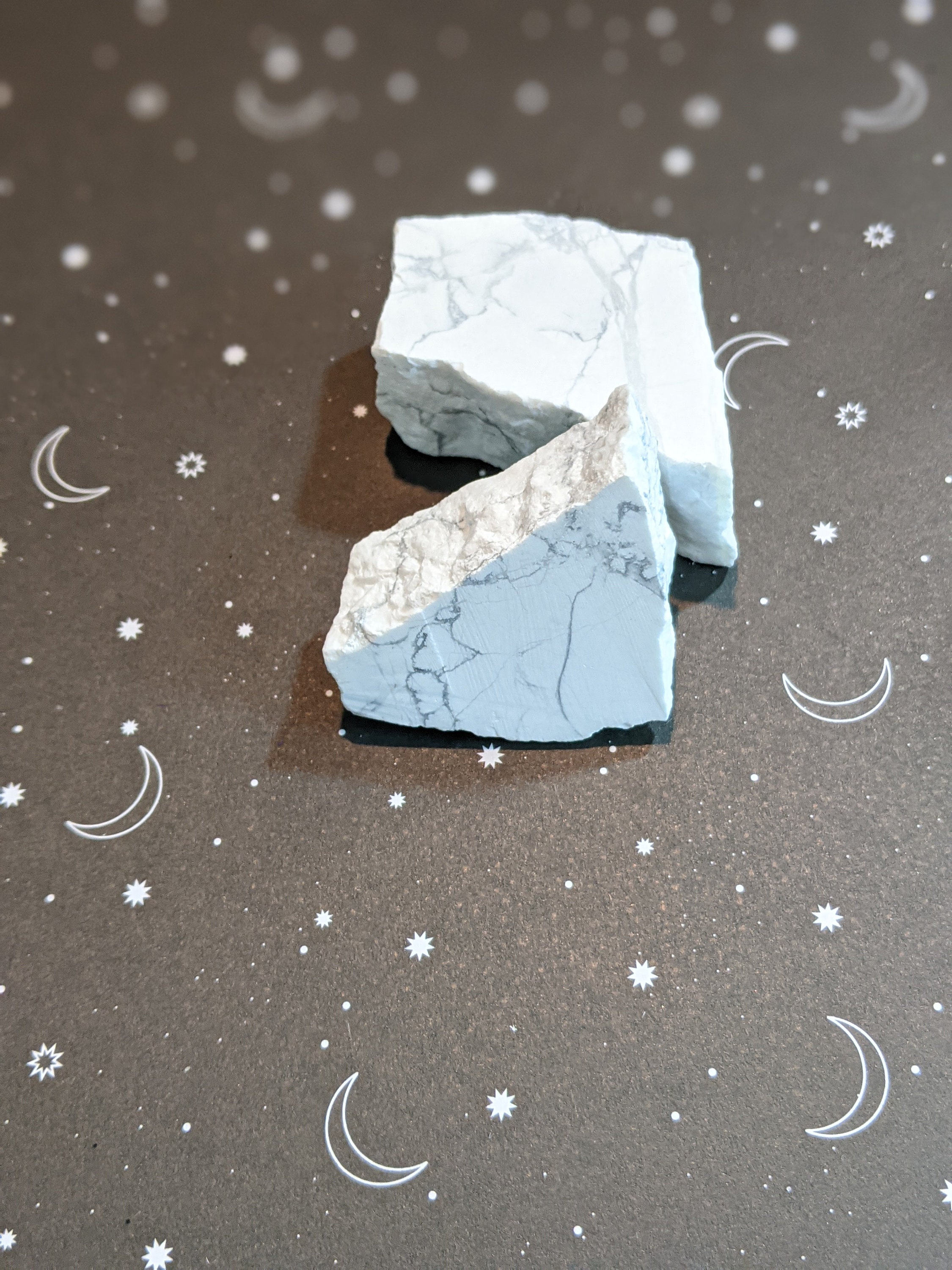 ハウライト、原石ハウライト、ハウライトチャンク、クリスタル