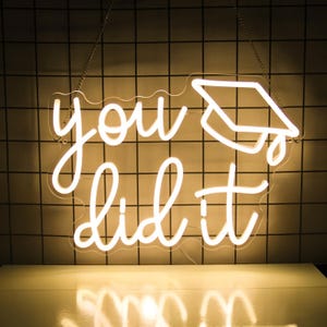 Placa de neon personalizada "You Did It" para decoração de formatura, placa de neon LED "Parabéns" para decoração de parede, placa personalizada para festa de formatura, presente para formandos