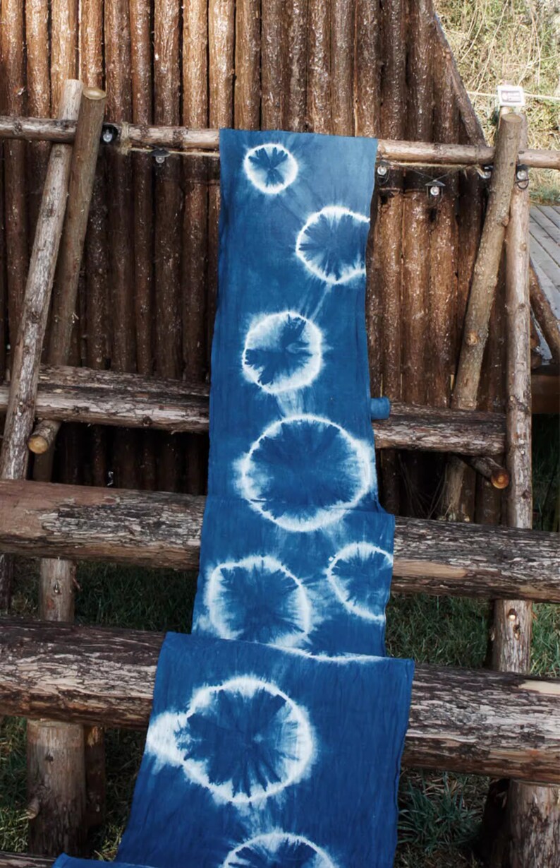 Rare Found Ancient Yunnan Dali Handwork Indigo Plant Tye-Die Thin Fabric, Shabby Cloth Abstract Pattern, Art DIY Curtain Table Decor Cloth image 5