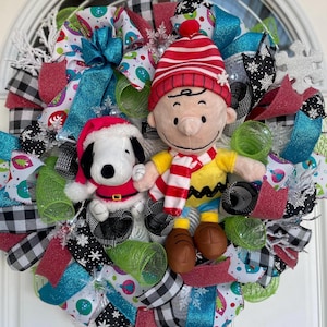 Charlie Brown and Snoopy Christmas wreath