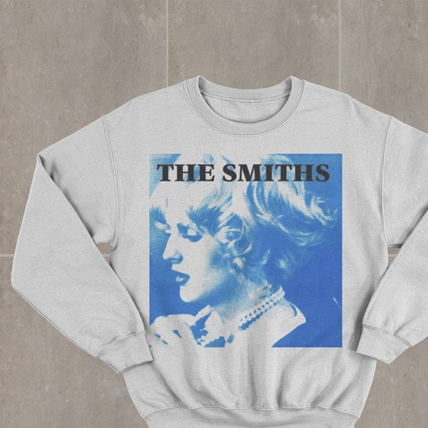 On This Day In 1987, The Smiths Released The Single "Sheila Take A Bow - Foto 11