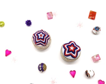 Star-Spangled Magic: 2-in-1 Needle Minder & Pin Cushion